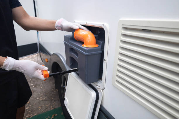 Portable Toilet Options We Offer in Halesite, NY